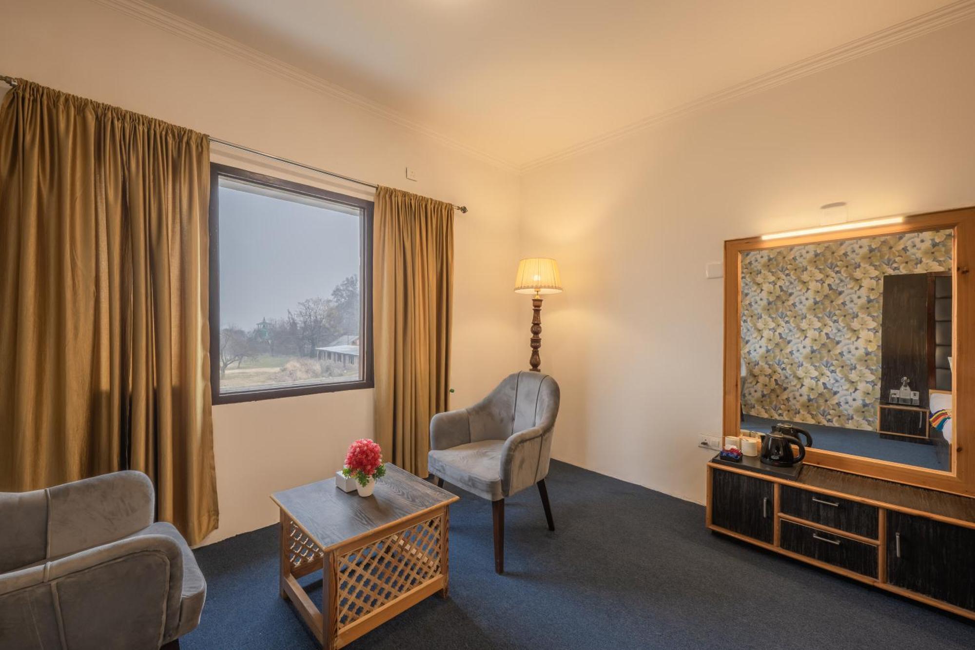 Echor Kashmir Holidays Resort Srinagar Ngoại thất bức ảnh