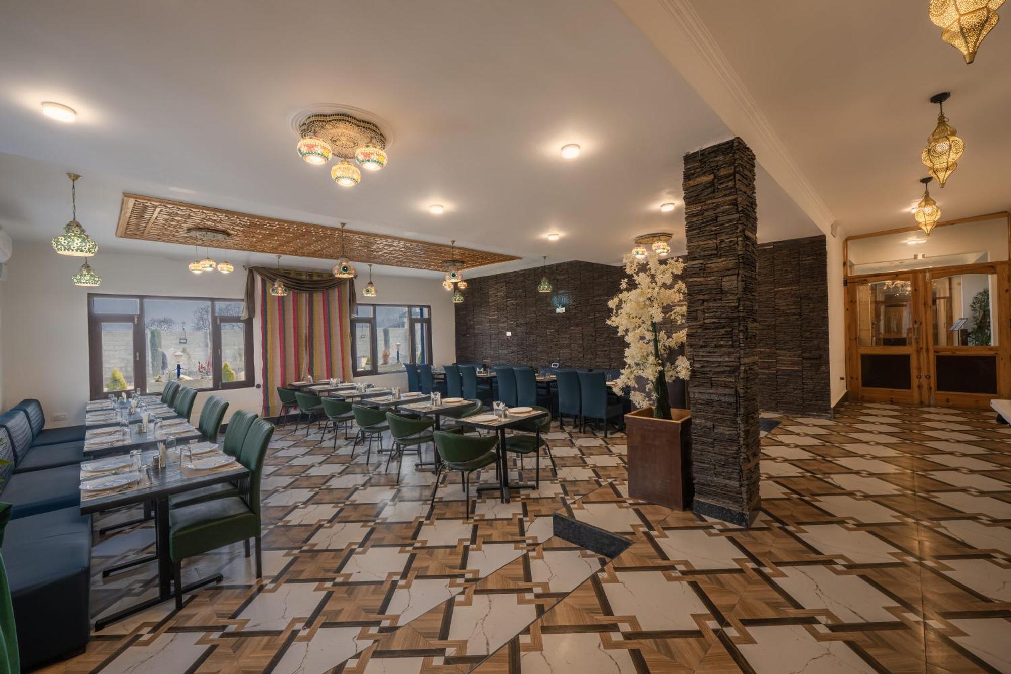 Echor Kashmir Holidays Resort Srinagar Ngoại thất bức ảnh
