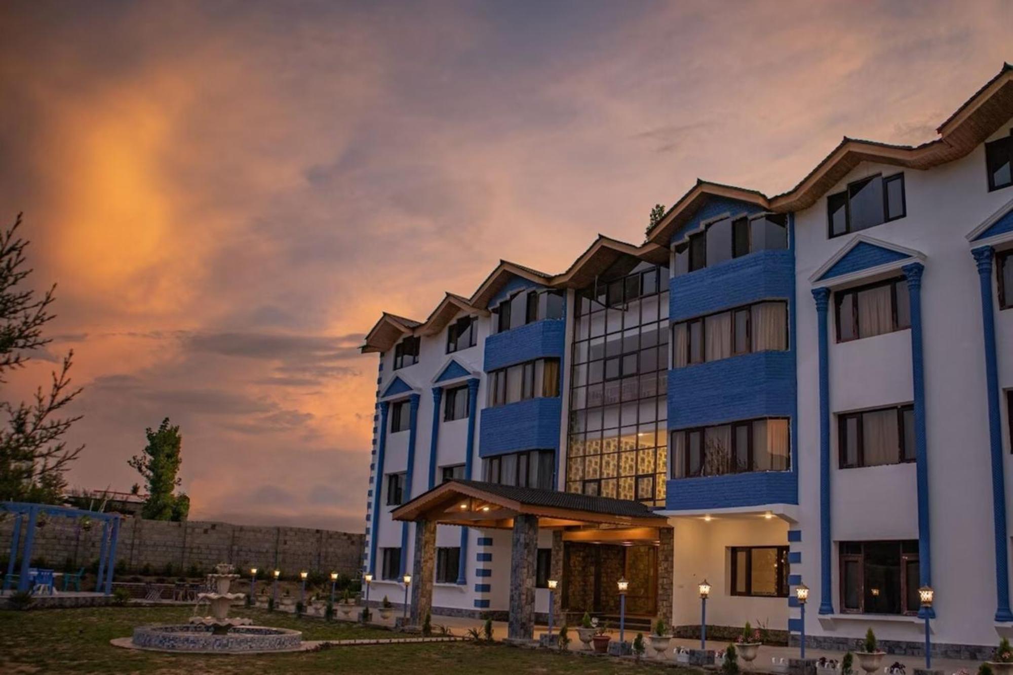 Echor Kashmir Holidays Resort Srinagar Ngoại thất bức ảnh